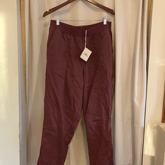 NWT Faherty Dusty Rose Day Pants | L - Picture 1 of 5